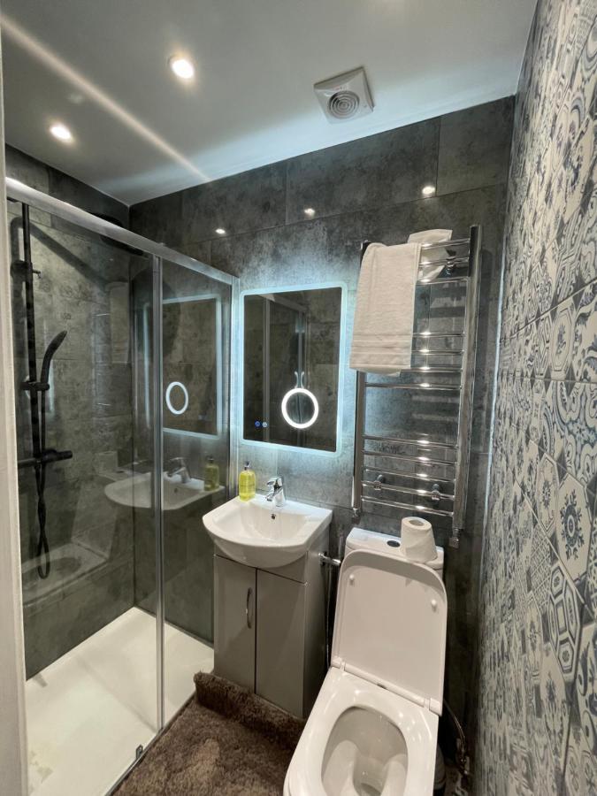 Luxury Rooms With En-Suite Bathrooms - West London Harrow on the Hill Bagian luar foto