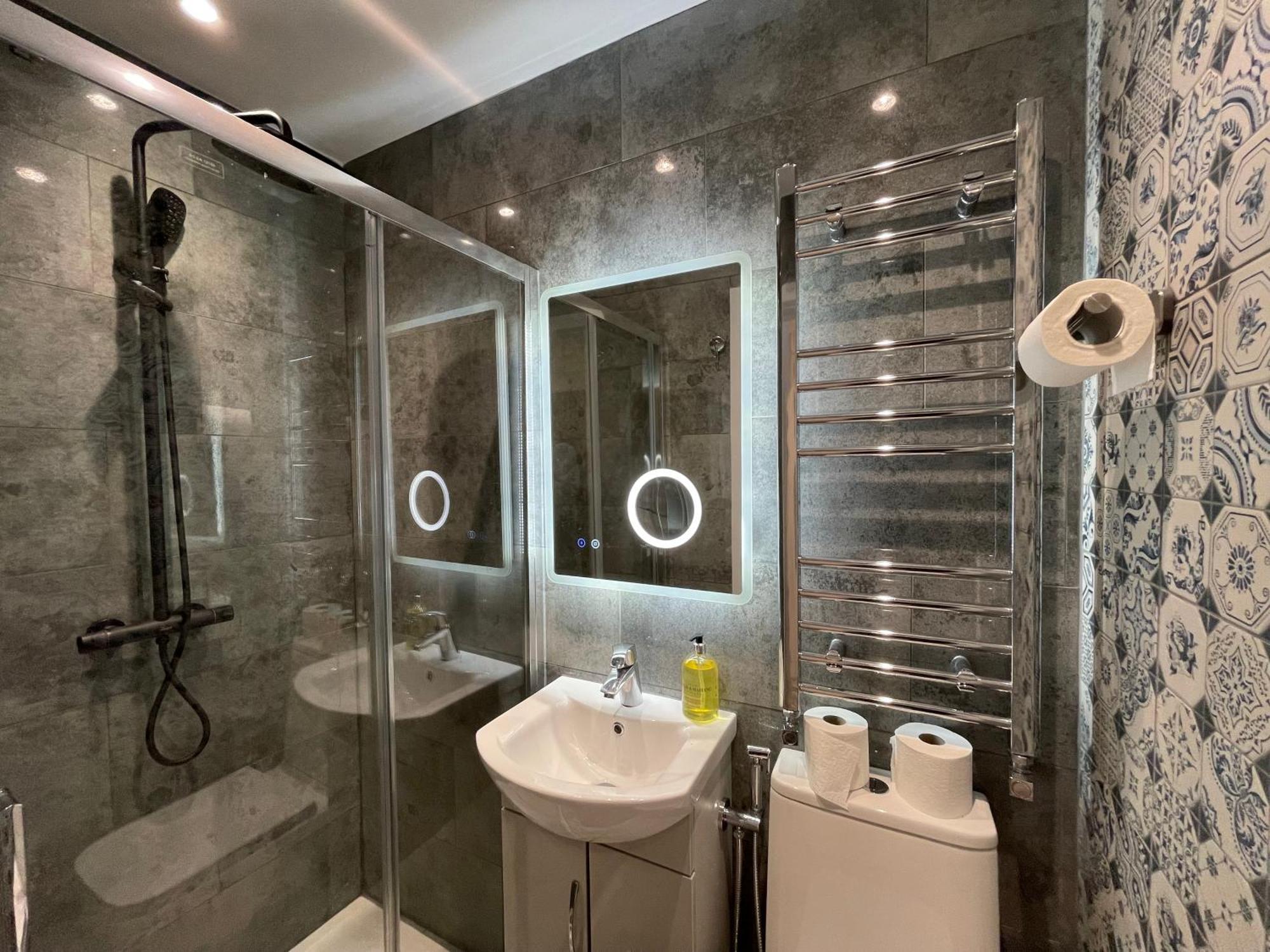 Luxury Rooms With En-Suite Bathrooms - West London Harrow on the Hill Bagian luar foto